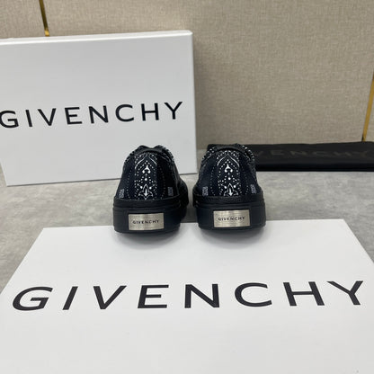 GIVENJY Sneakers