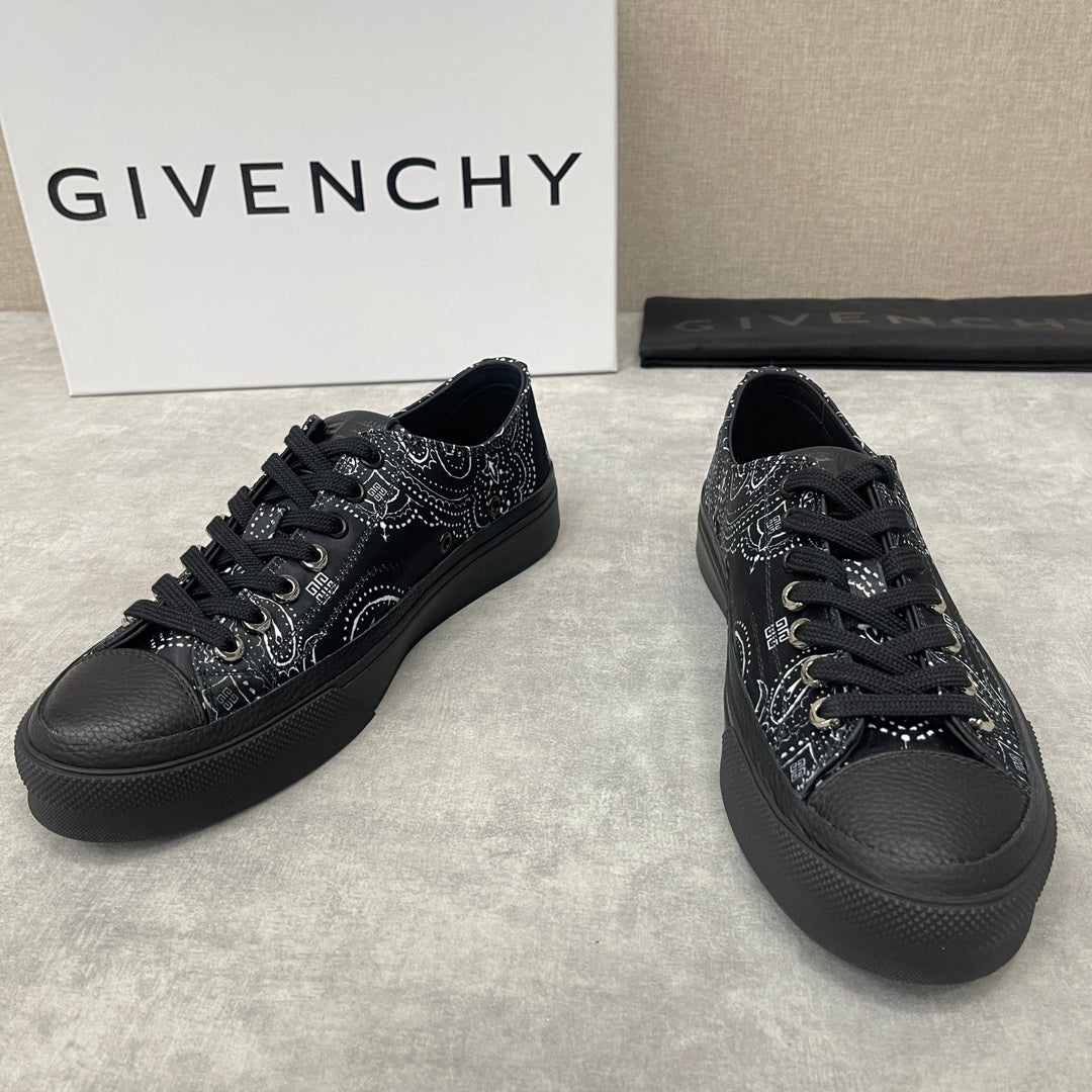GIVENJY Sneakers