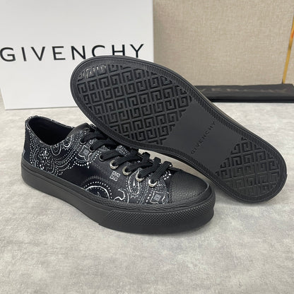 GIVENJY Sneakers