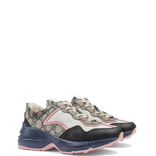 GU Sneakers Runner