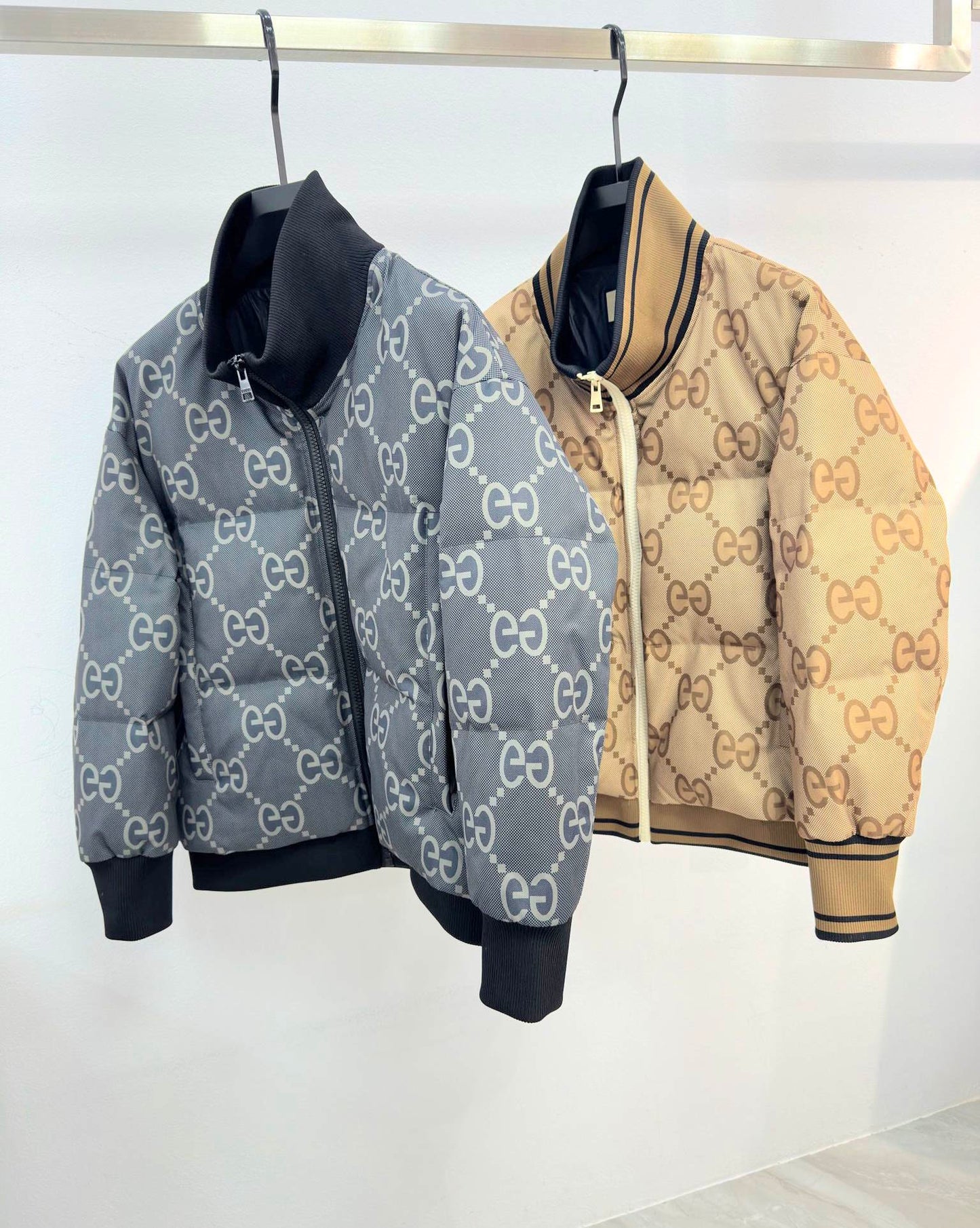 Gu  Down Jacket 2 Color's