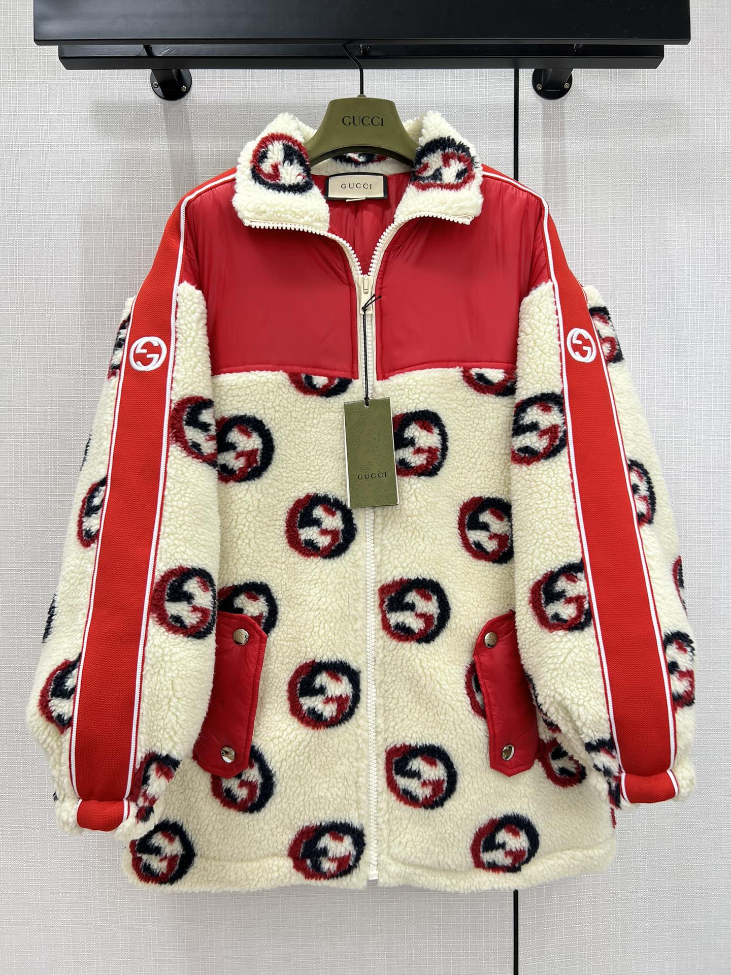 GU Jacket Woman 2 Color's