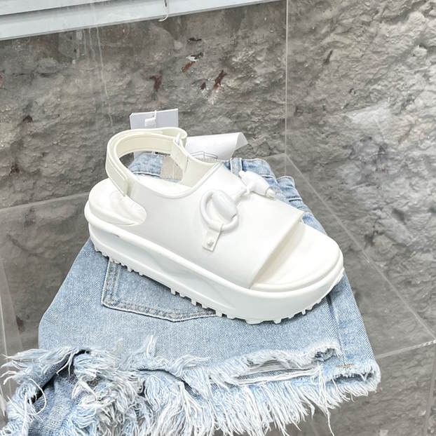GU  Sandals 3 Color 's