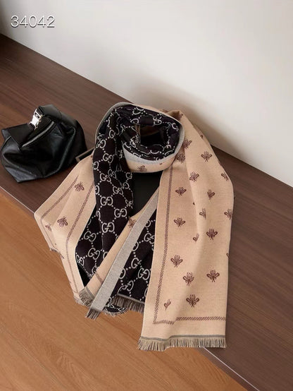 GU  Scarf 2 Color 's