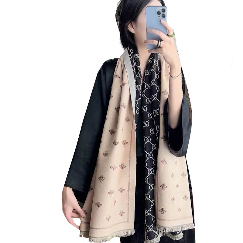 GU  Scarf 2 Color 's