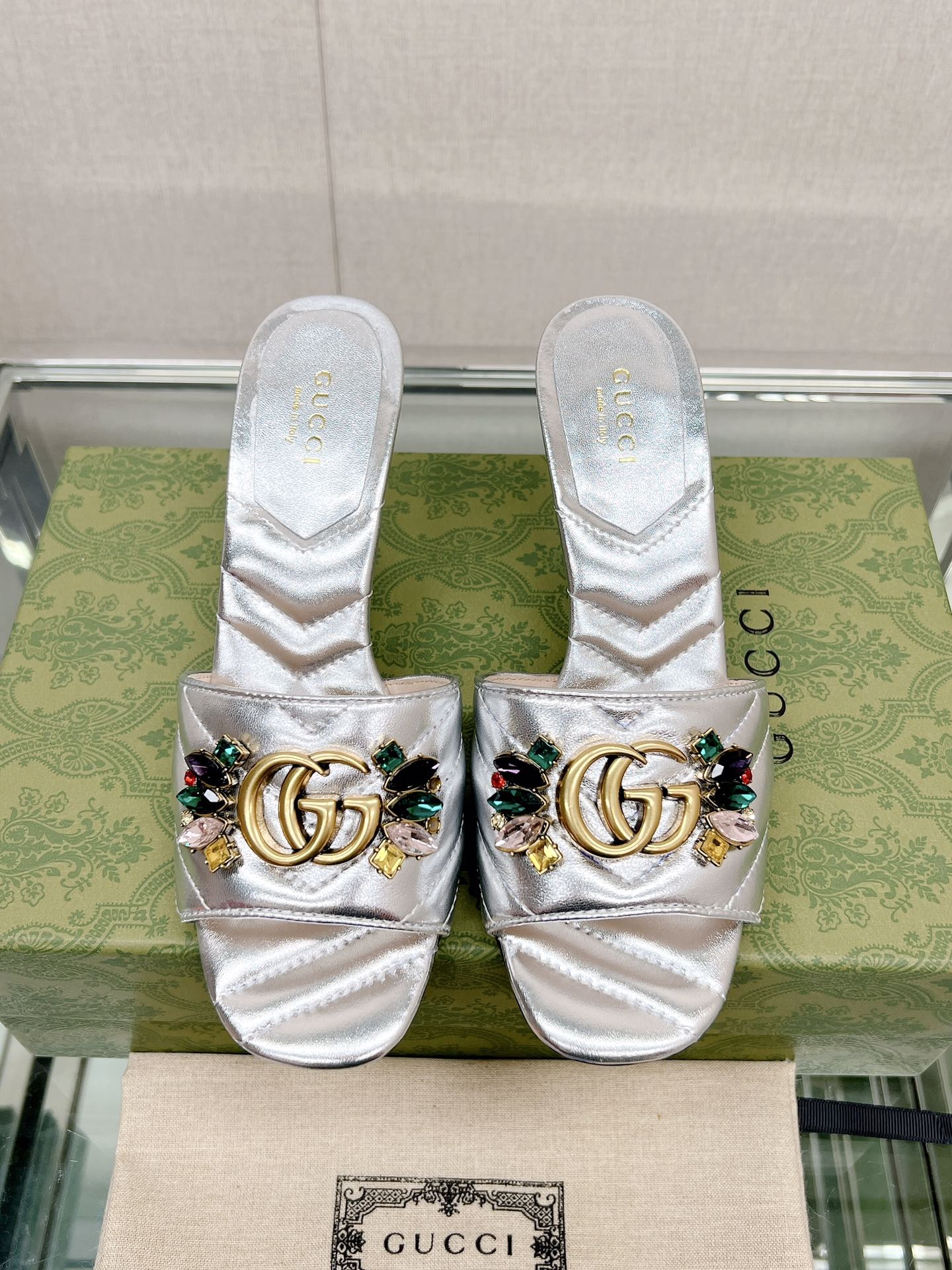 GU  Slippers Slide 2 Color's