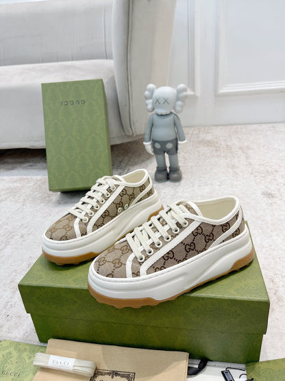 GU  sneakers Runner Low