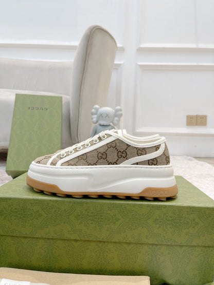 GU  sneakers Runner Low