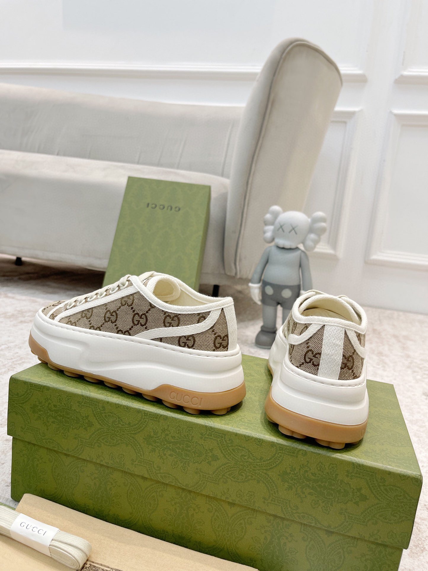 GU  sneakers Runner Low