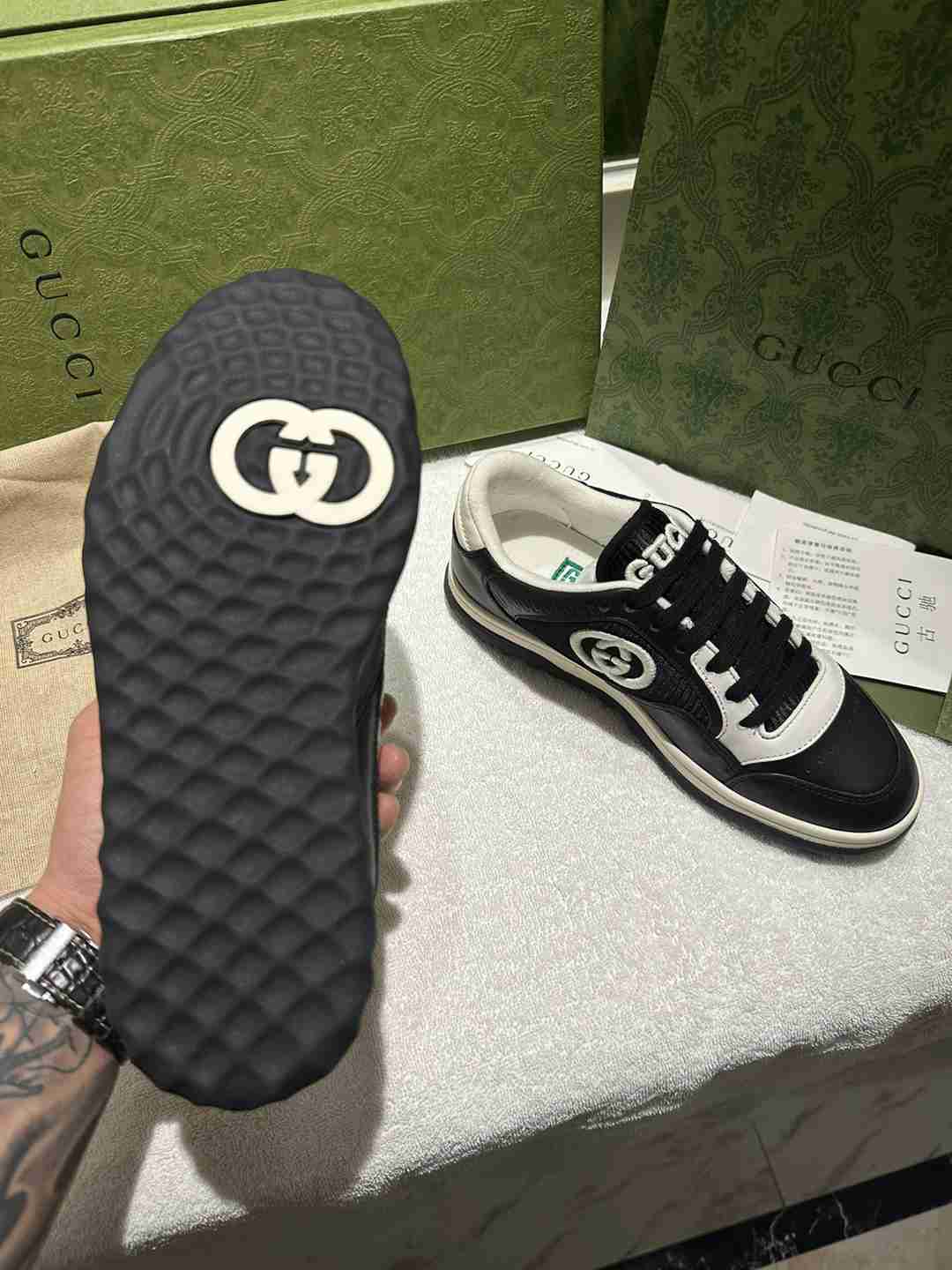 LU Sneakers Jumbo Logo White