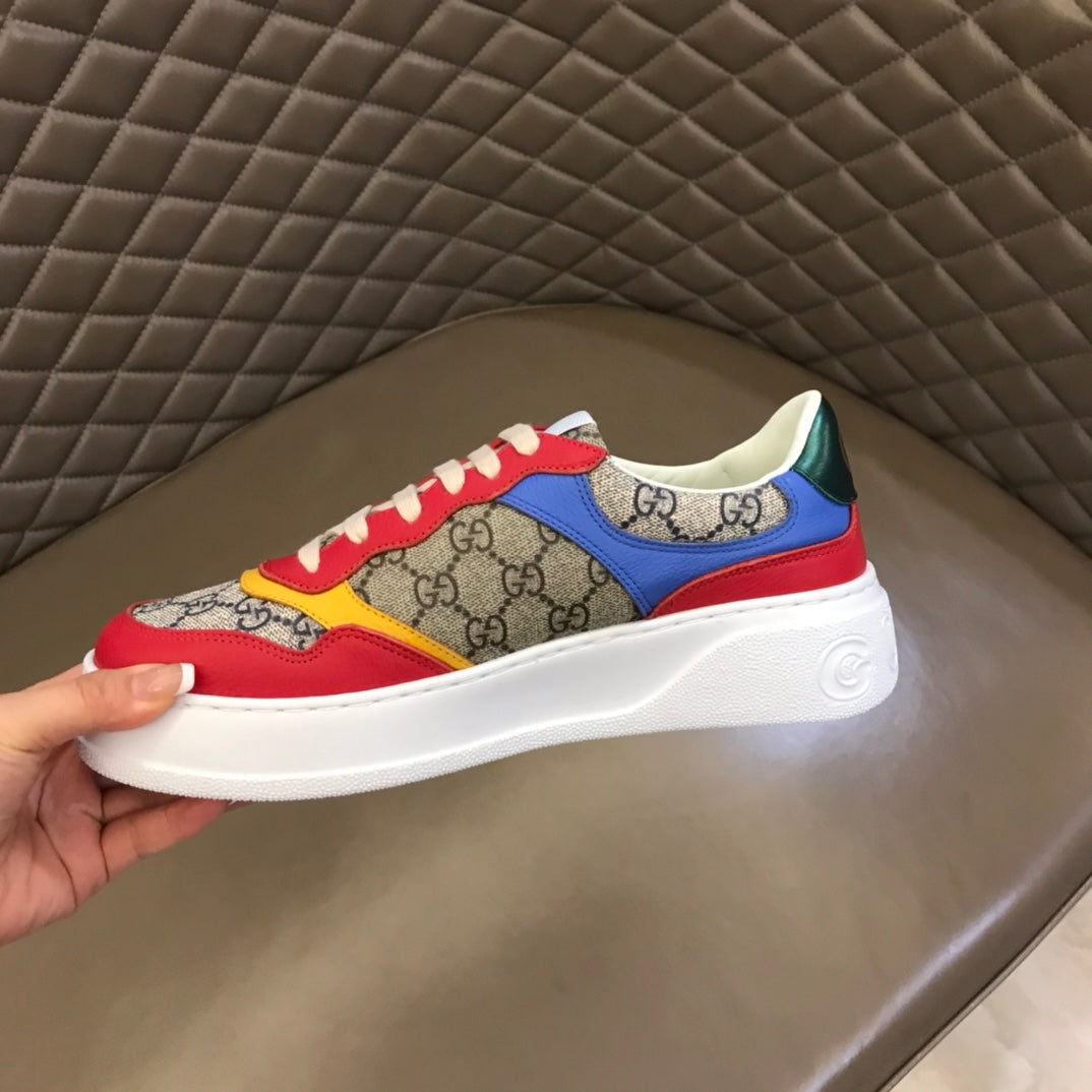 GU Sneakers 46