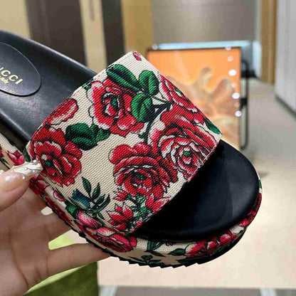 GU  Slippers  42
