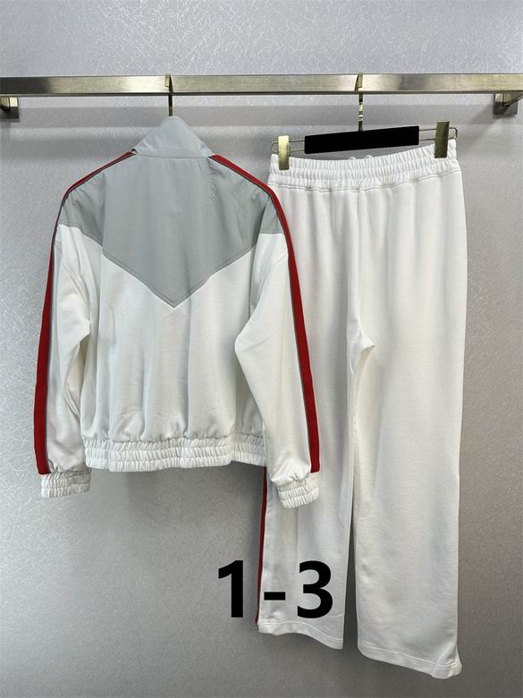 GU  Sport Suits  Woman