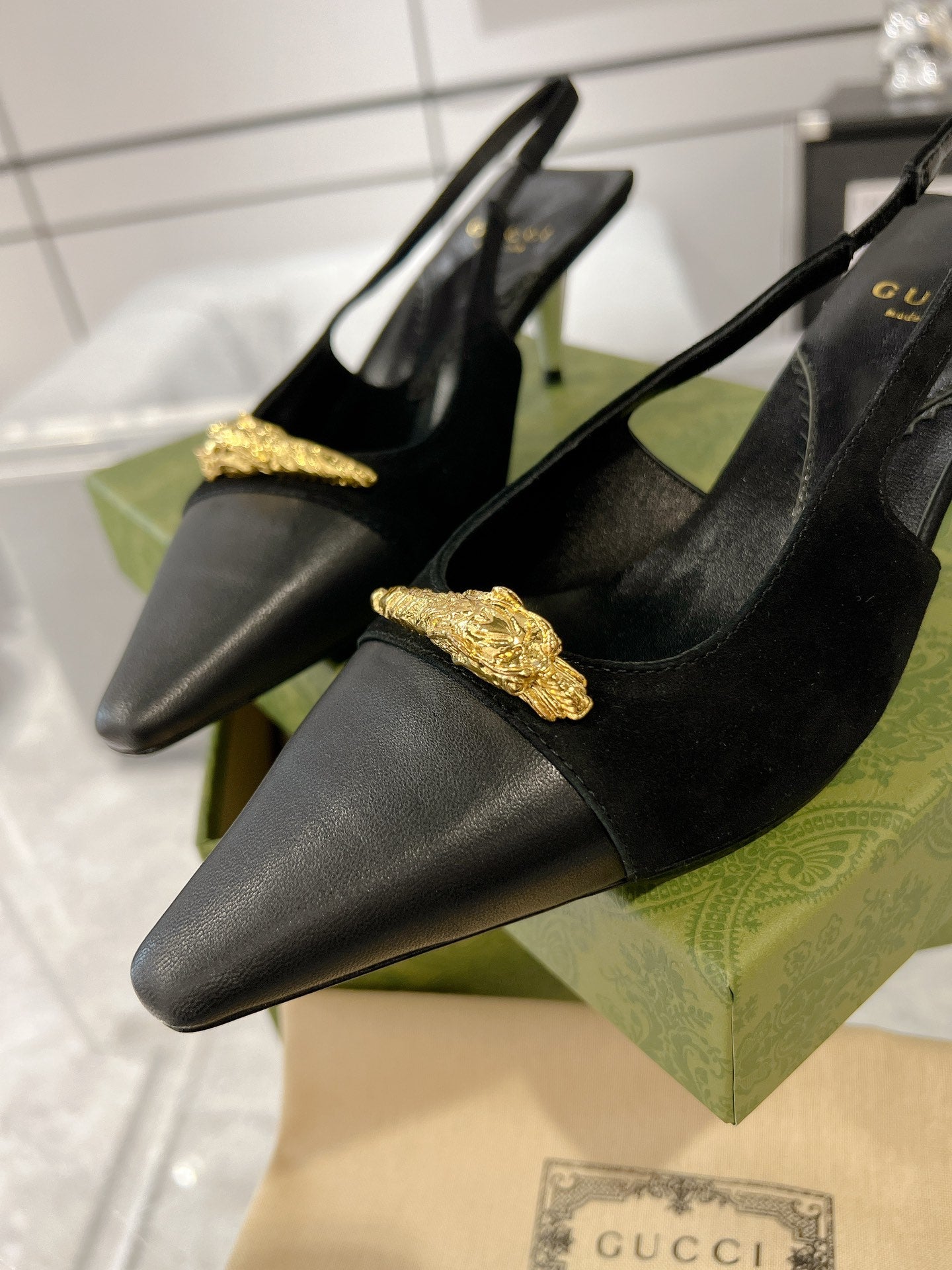 CHD Shoes Heels 2 Color 's