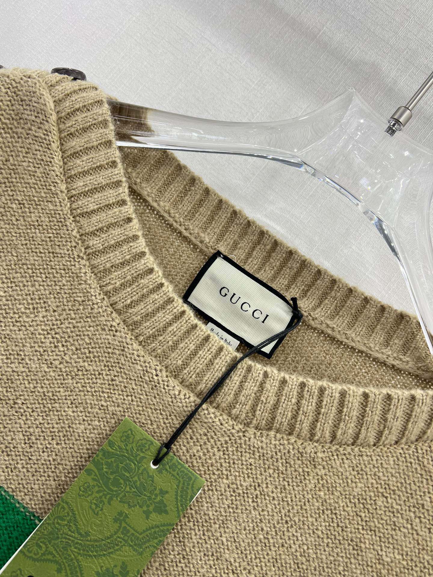 GU Sweater Woman