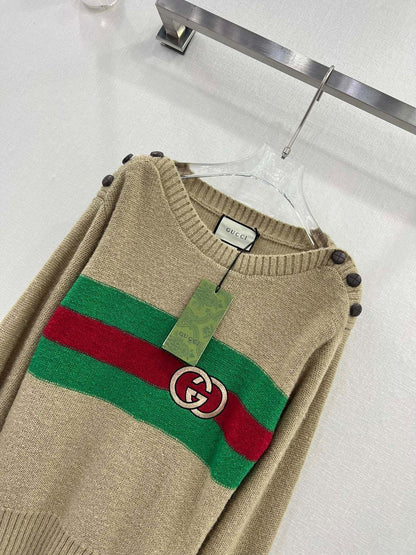 GU Sweater Woman