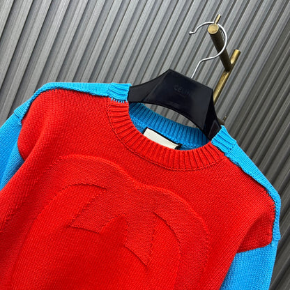 GU  Sweater Woman