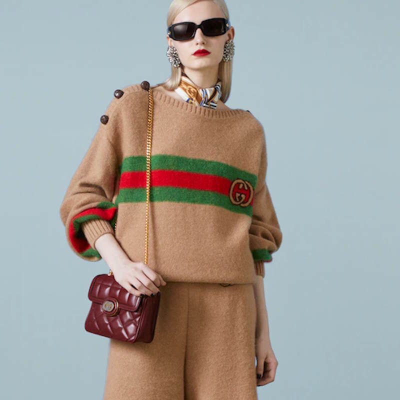 GU Sweater Woman