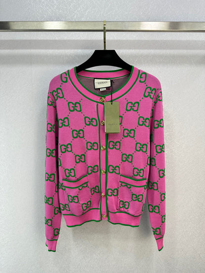 GU Sweater Pullover Jacket Woman