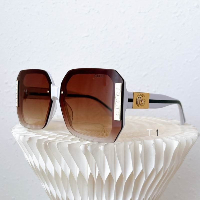 GU  Sunglasses 3 Color 's