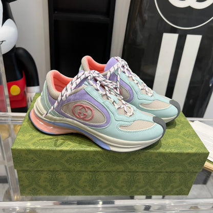 GU Sneakers Woman