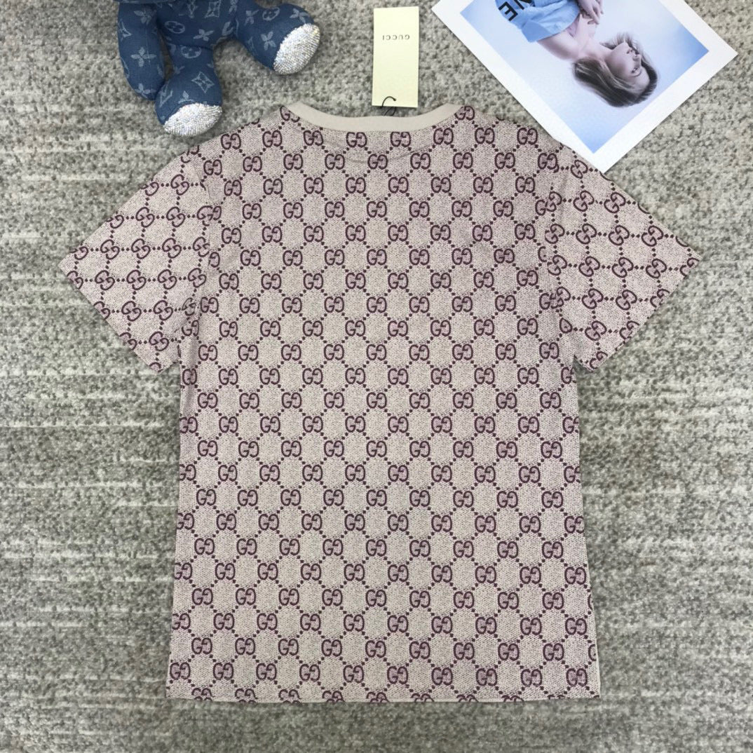 GU  T- Shirt  Woman