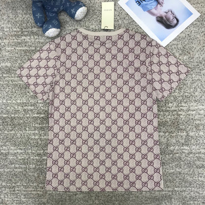 GU  T- Shirt  Woman