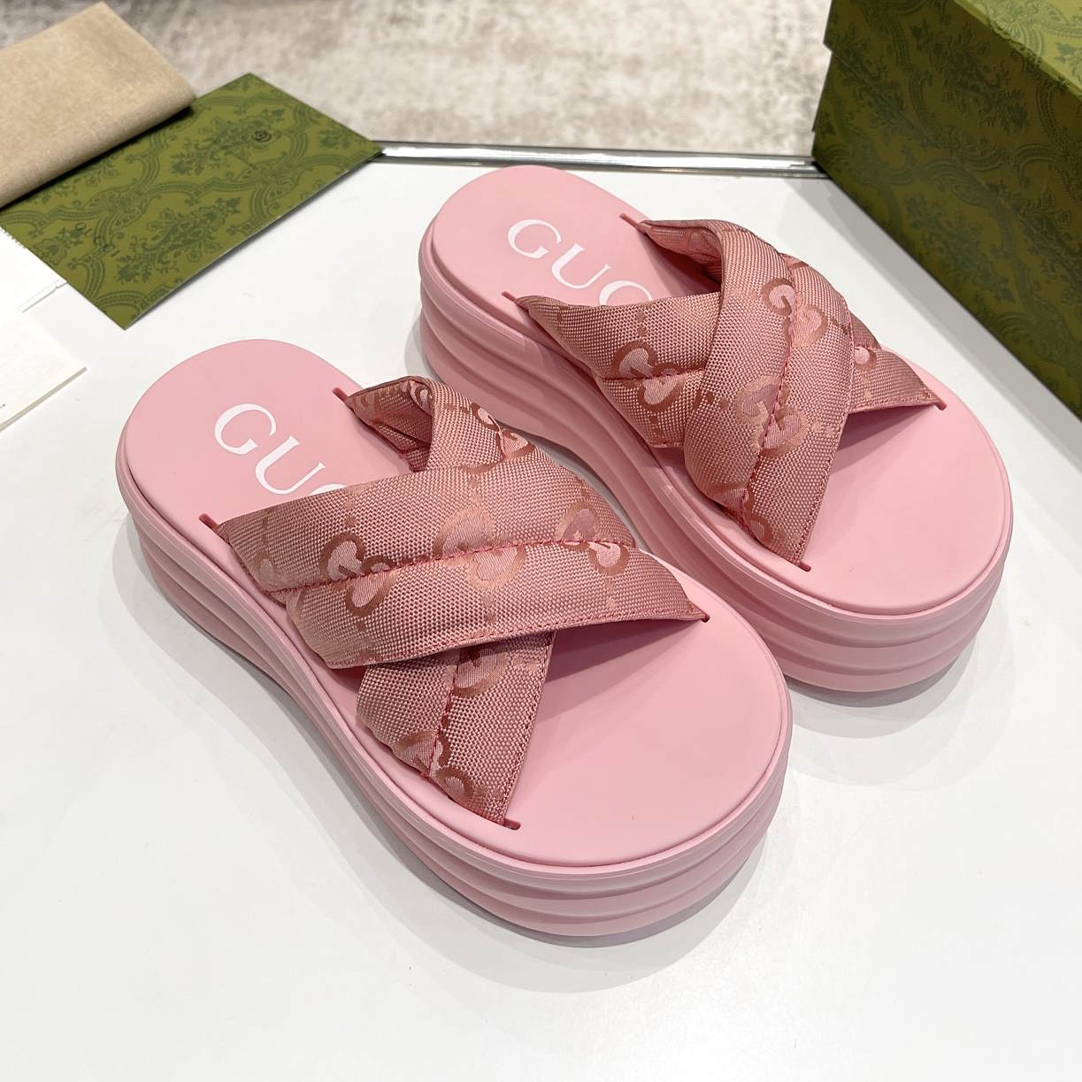 GU Slippers  Wedge 3 Color's