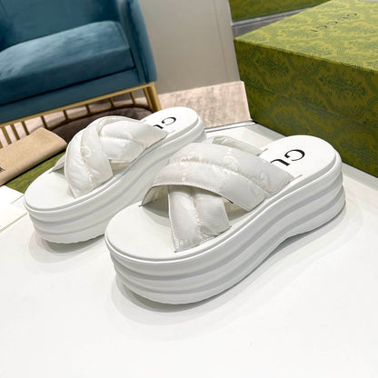 GU Slippers  Wedge 3 Color's