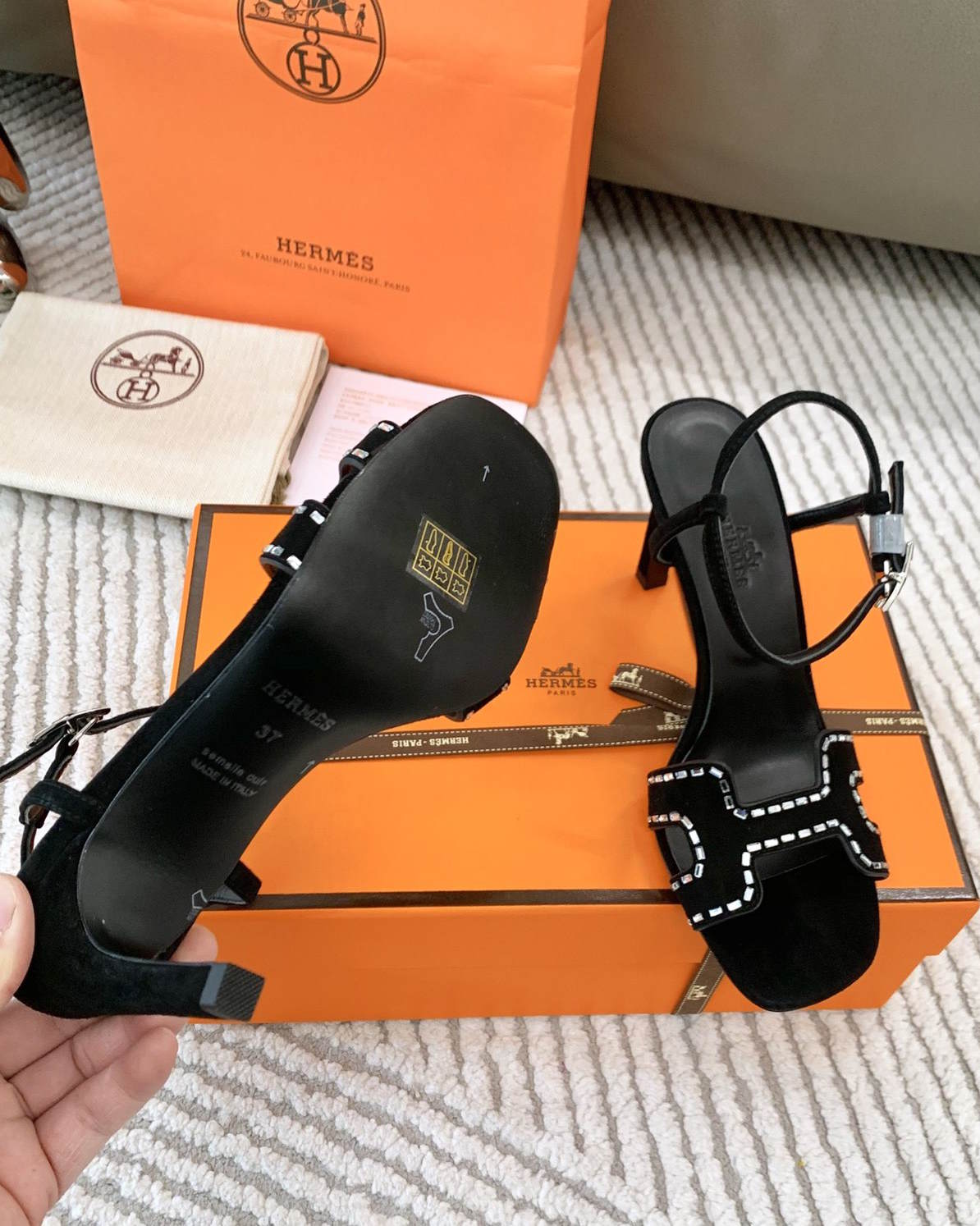 HEM Shoes Heels 2 Color 's