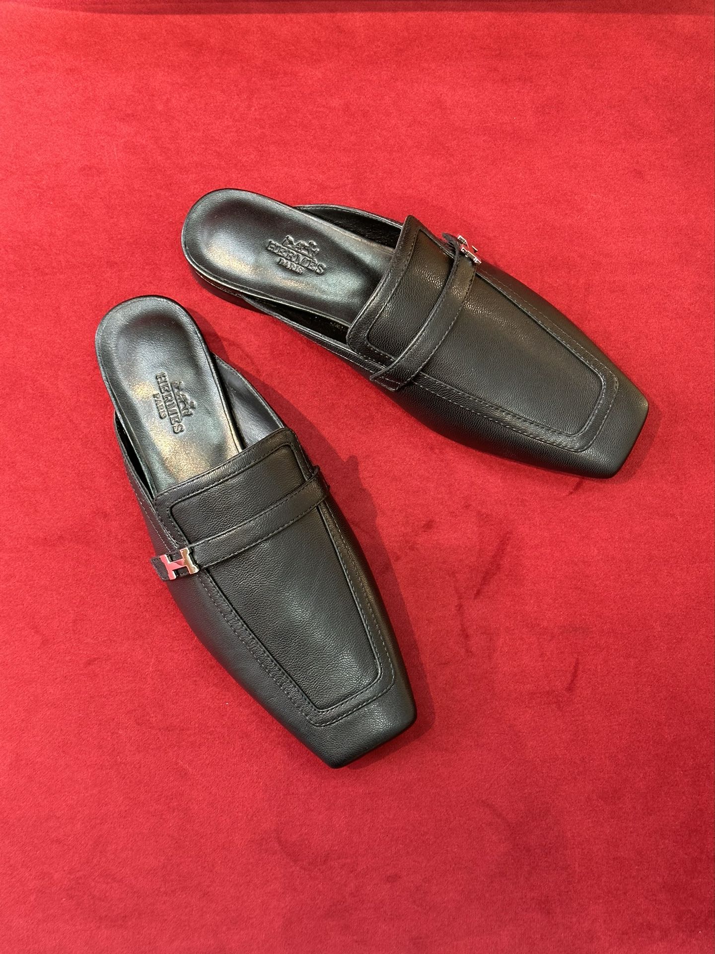 HRM  Slippers Mule 2 Color 's