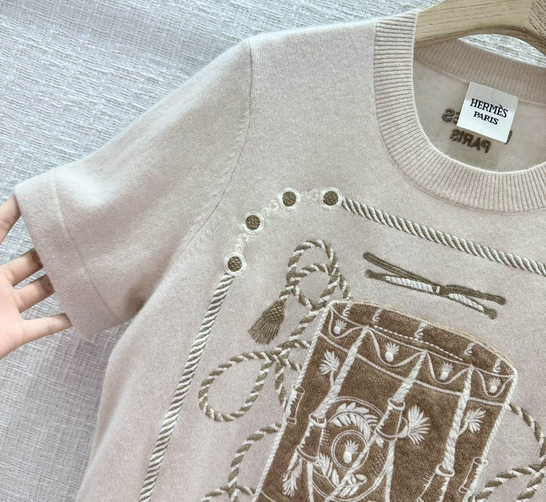 HRM T-Shirt  Woman knitted Sweater 2 Color 's