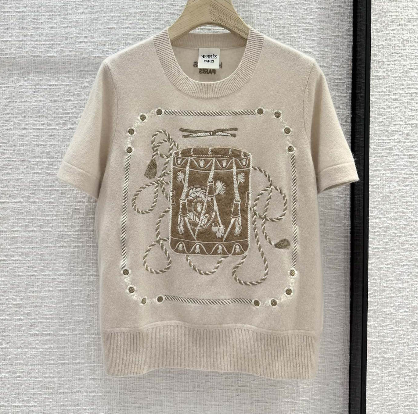 HRM T-Shirt  Woman knitted Sweater 2 Color 's