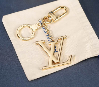 LU Key Buckle