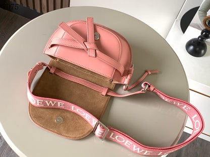 LOEVE  Bag 22 cm  2 Color's