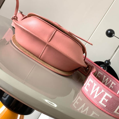 LOEVE  Bag 22 cm  2 Color's