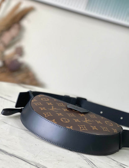 LU Leather Bag