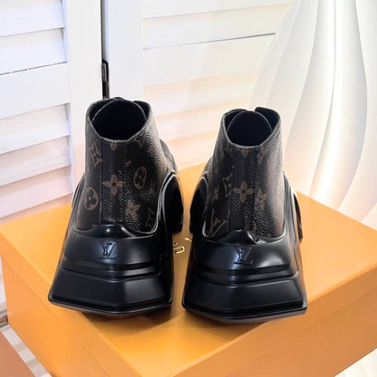 LU Shoes   Sneakers