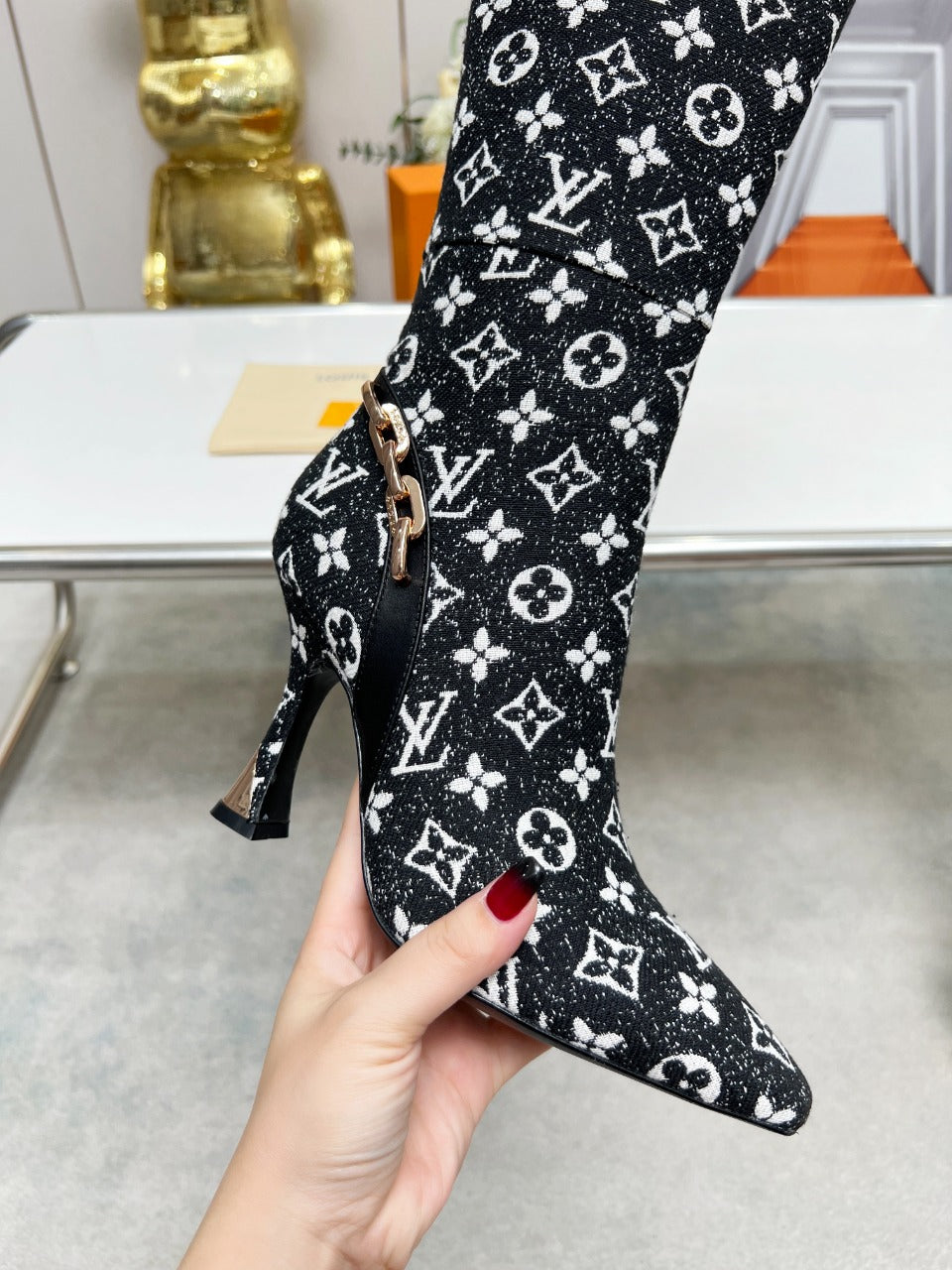 LU  Boots  High Monogram 2 Color 's