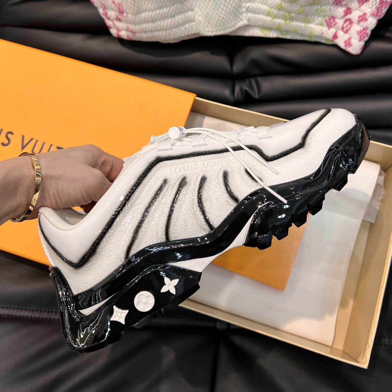 LU  Runner Sneakers 2 Color s 46