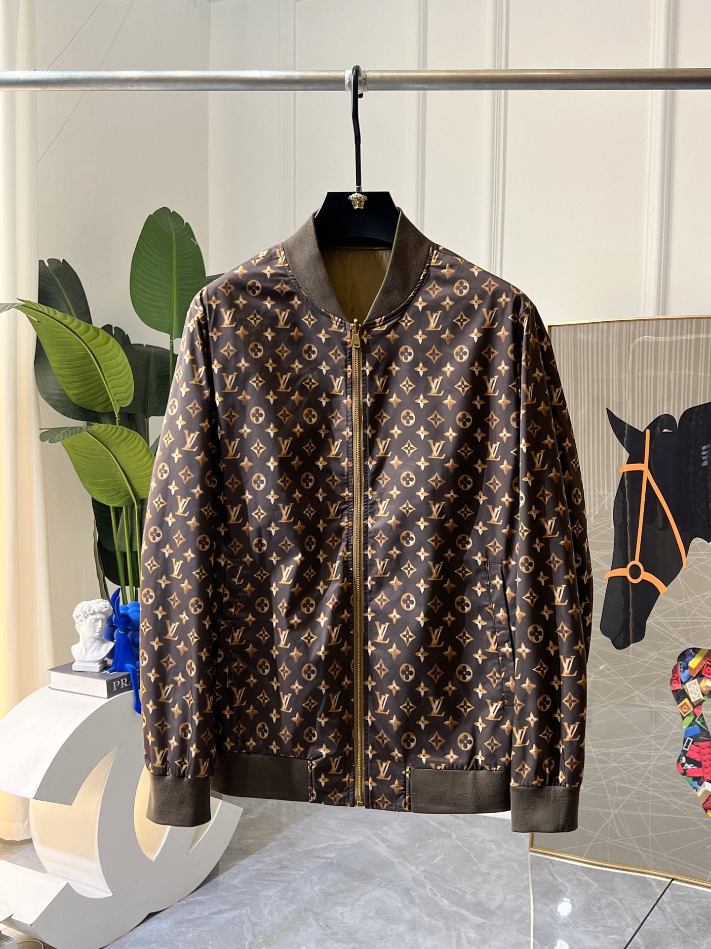 LU Jacket  2 Side