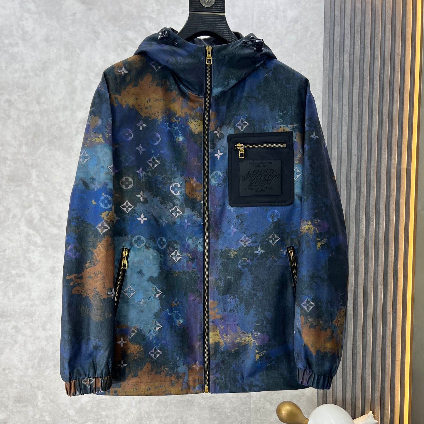 LU  Jacket Windbreaker Hooded GO
