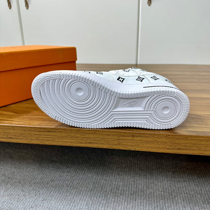 LU Trainers Sneakers 2 Color's  Woman