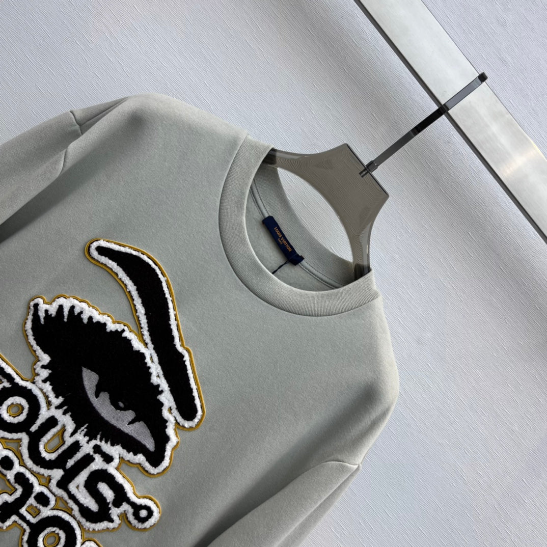 LU Sweater  Sweatshirt