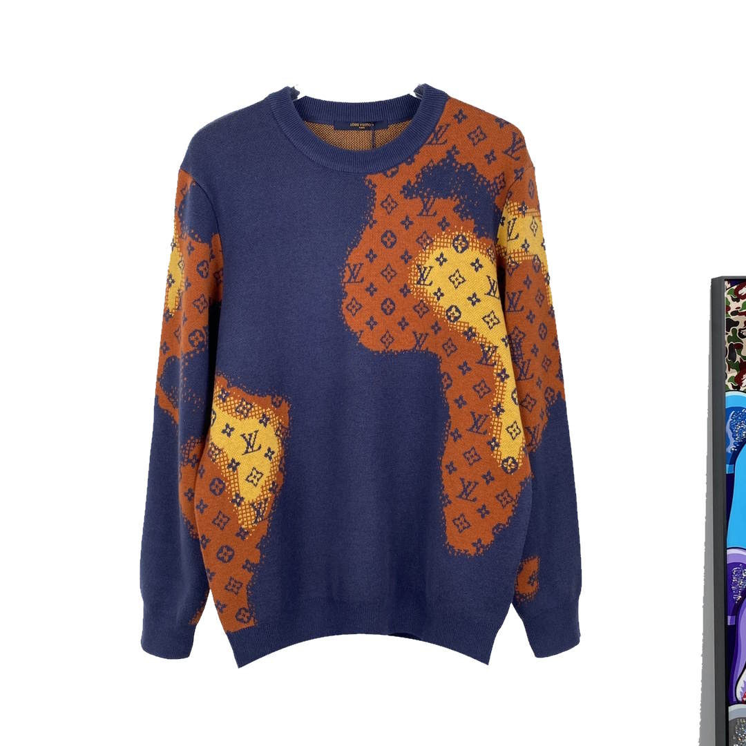 LU  Sweater
