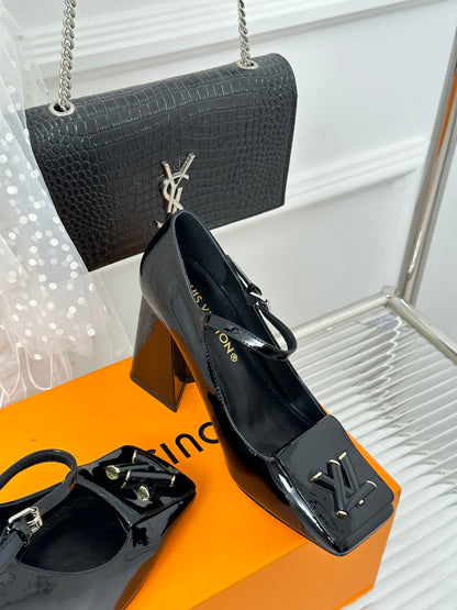 LU  Shoes Fashion Heels