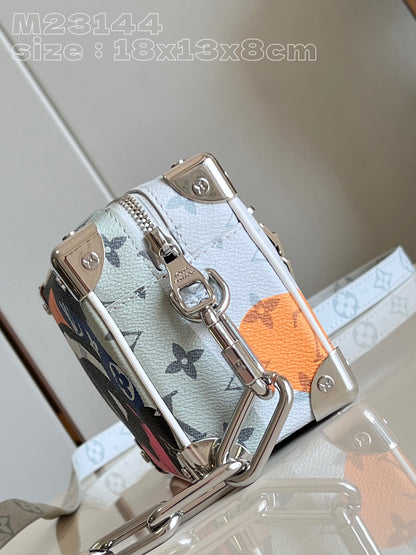 LU Trunk  Bag  19 cm