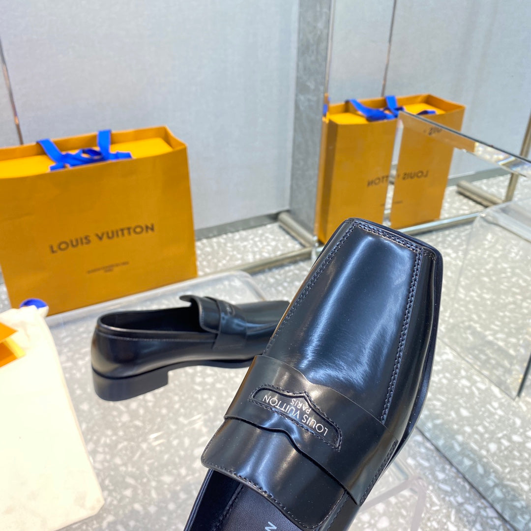 LU Business  Shoes  2 Color 's