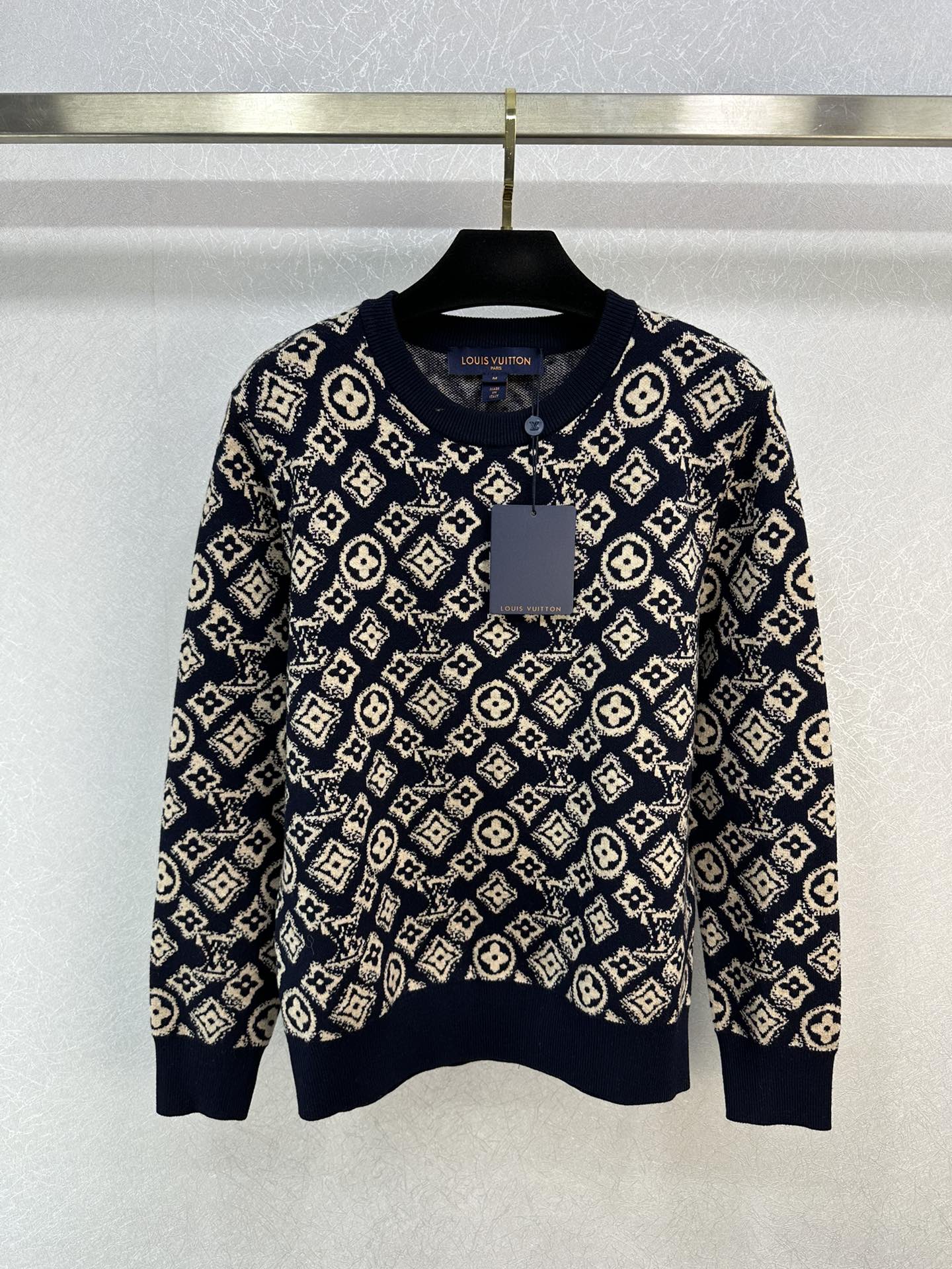 LU Sweater