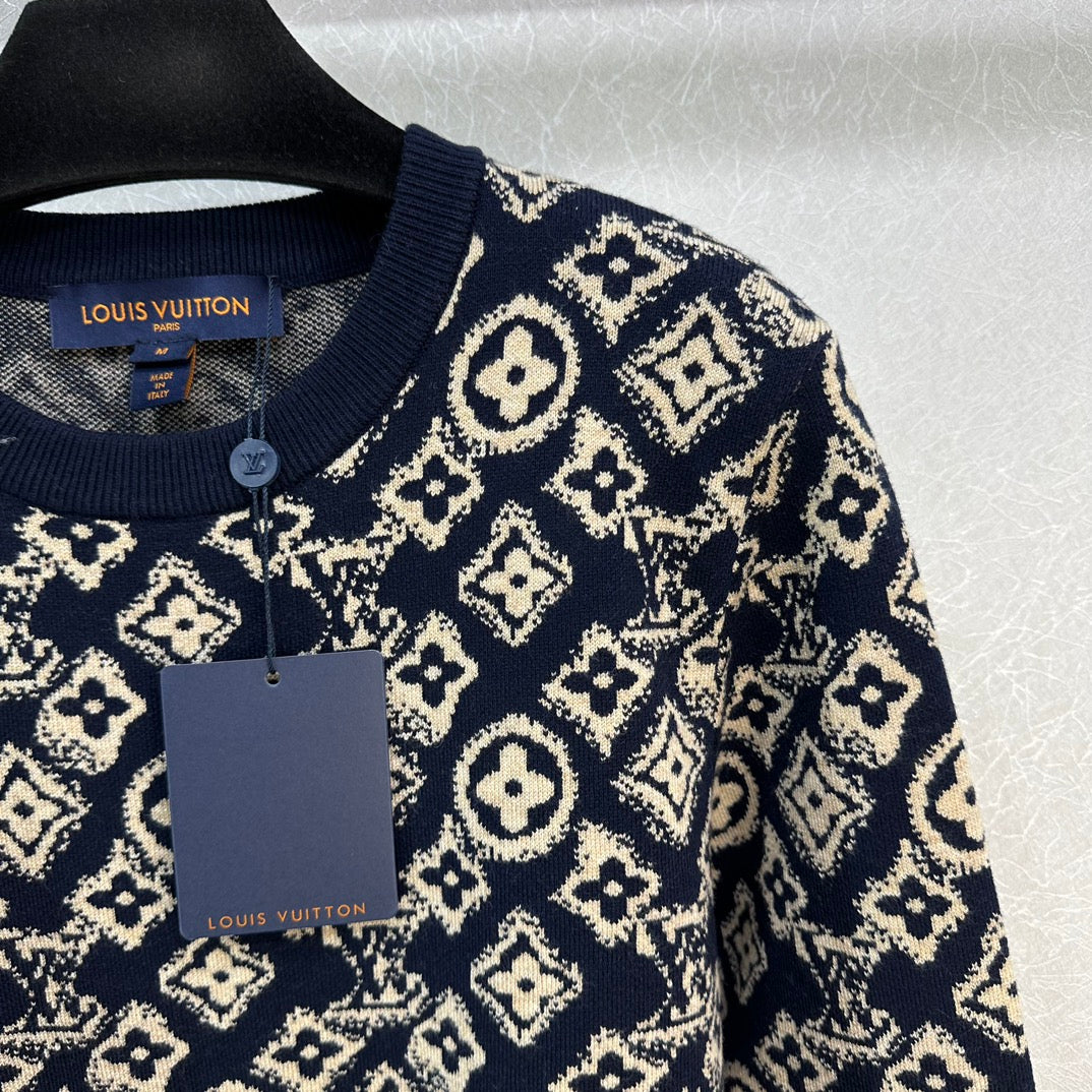 LU Sweater